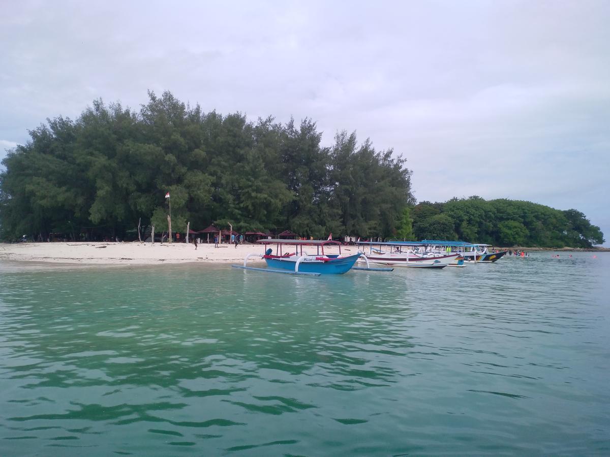 Triple Tree Villa Gili Trawangan Exterior photo